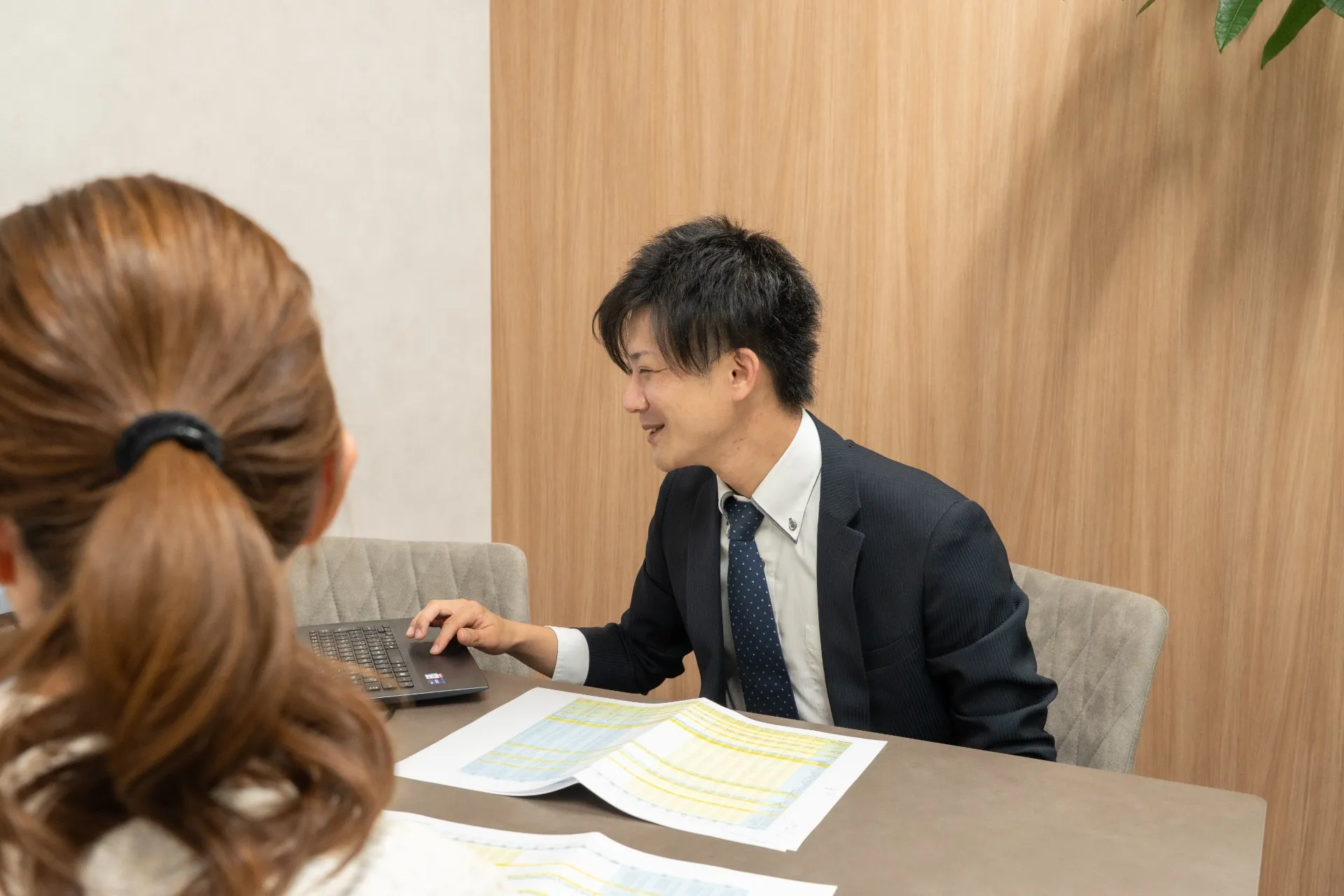 繁忙期でも残業ゼロを諦めない|3月決算シーズンの税理士事務所リアル奮闘記